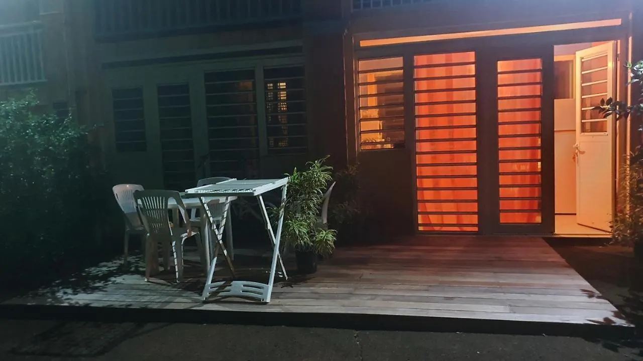 Studio A 5 Min A Pied De La Mer Sainte-Anne Lägenhet